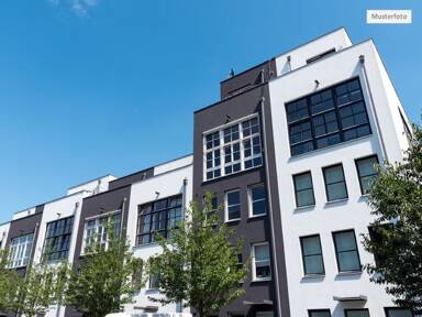 Wohnung zum Kauf provisionsfrei 199.200 € 5 Zimmer West Remscheid 42857
