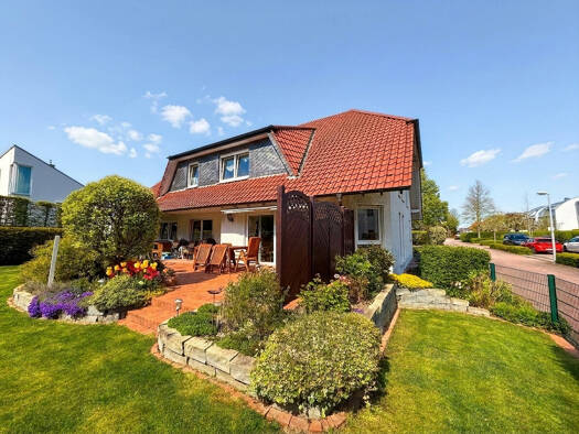 Einfamilienhaus zum Kauf 689.000 € 8 Zimmer 205 m² 737 m² Grundstück Soest Soest 59494