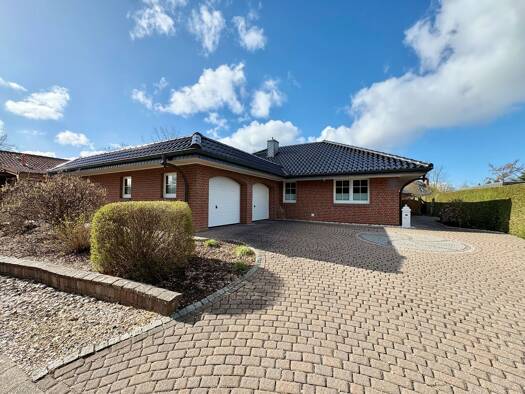 Bungalow zum Kauf 450.000 € 4 Zimmer 142 m² 807 m² Grundstück Schwinge Fredenbeck 21717