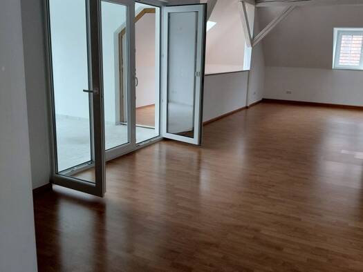 Wohnung zur Miete 800 € 3 Zimmer 120 m² frei ab 01.08.2026 Hengersberg 94491