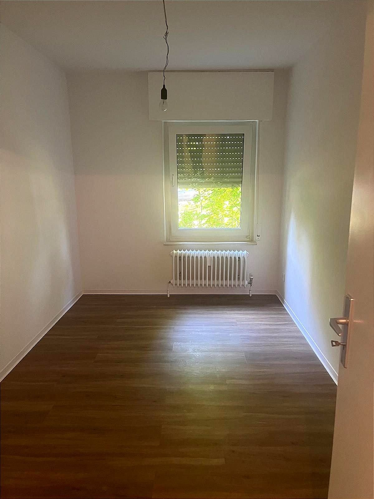 Wohnung zur Miete 962,50 € 3 Zimmer 77 m²<br/>Wohnfläche 8.<br/>Geschoss ab sofort<br/>Verfügbarkeit Schillerstr. 11 Bischofsheim Maintal 63477