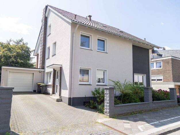 Stadthaus zum Kauf provisionsfrei 780.000 € 14 Zimmer 320 m² 522 m² Grundstück Innen Remscheid 42853