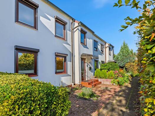 Reihenmittelhaus zum Kauf 485.000 € 5 Zimmer 133 m² 256 m² Grundstück frei ab 01.11.2026 Harksheide Norderstedt 22844