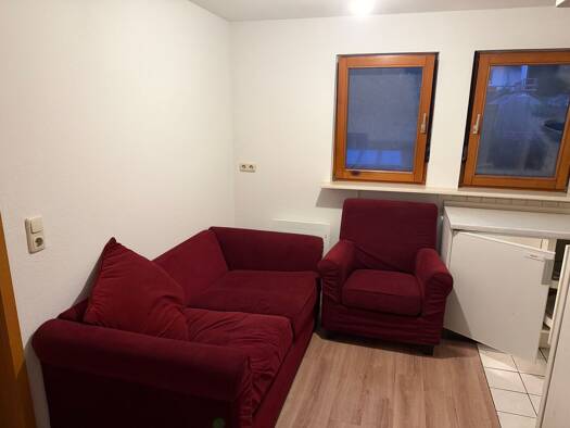 Studio zur Miete 300 € 2 Zimmer 30 m² Geschoss 3/3 frei ab 01.12.2026 Hoffeldstraße 24 Schiltach Schiltach 77761