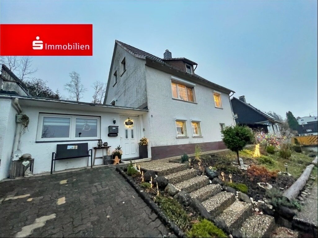 Einfamilienhaus zum Kauf 199.500 € 5 Zimmer 130 m²<br/>Wohnfläche 998 m²<br/>Grundstück Steinbrücken Dietzhölztal 35716