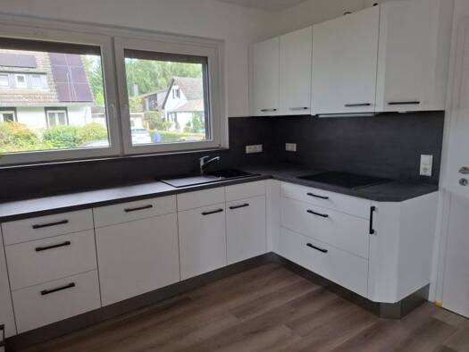 Haus zur Miete 1.400 € 7 Zimmer 180 m² 1.000 m² Grundstück Hermannsburg Südheide 29320