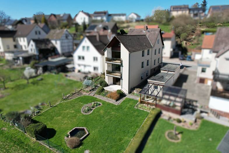 Mehrfamilienhaus zum Kauf 249.000 € 12 Zimmer 254 m² 646 m² Grundstück Neuhäuser Straße 20 Derental 37691