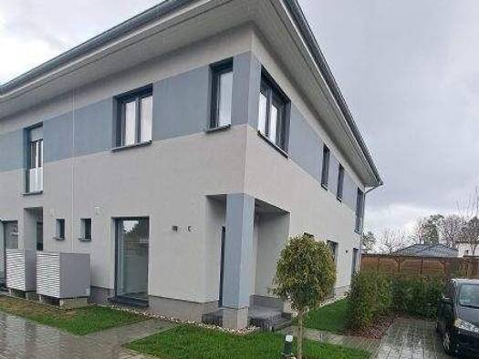 Mehrfamilienhaus zur Miete 4.500 € 4 Zimmer 270 m² 600 m² Grundstück Eberswalder Straße Finow Eberswalde 16227