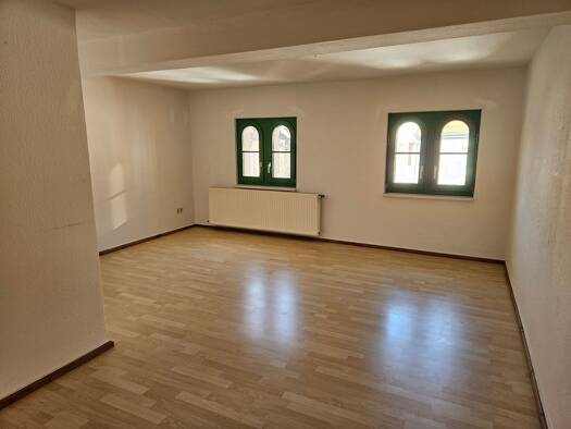 Wohnung zur Miete 450 € 2 Zimmer 79,9 m² 3. Geschoss frei ab 01.10.2026 Kurze Jakobistraße 3 Mühlhausen Mühlhausen/Thüringen 99974
