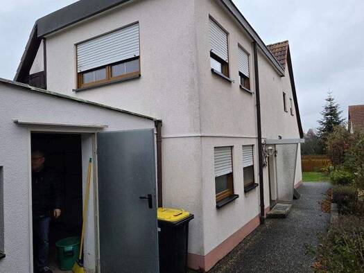 Doppelhaushälfte zum Kauf 369.000 € 3 Zimmer 100 m² 477 m² Grundstück frei ab sofort Zirndorf 90513