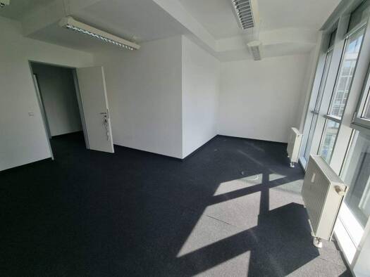 Bürofläche zur Miete 19 € 1 Zimmer 28,2 m² Bürofläche Ottobrunn 85521