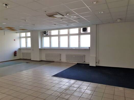 Verkaufsfläche zur Miete provisionsfrei 2.500 € 140 m² Verkaufsfläche teilbar ab 50 m² Rüsternallee 45 Westend Berlin 14050