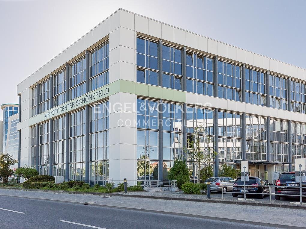 Büro-/Praxisfläche zur Miete 15 € 350 m²<br/>Bürofläche ab 350 m²<br/>Teilbarkeit Schönefeld Schönefeld 12529