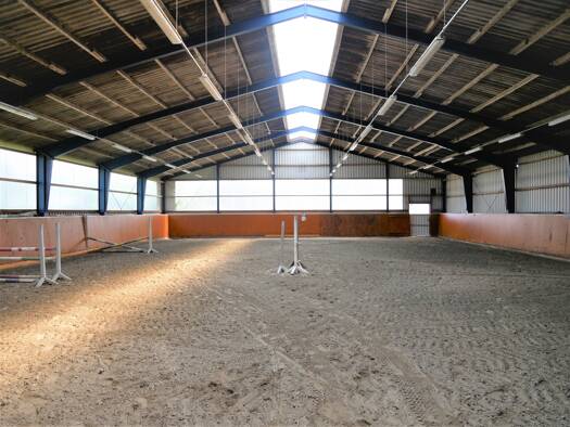 Bauernhaus zum Kauf 1.550.000 € 13 Zimmer 333,6 m² 93.000 m² Grundstück Nordhastedt 25785
