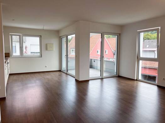 Wohnung zur Miete 595 € 2 Zimmer 66 m² Geschoss 1/3 frei ab 01.10.2026 Deining Deining 92364