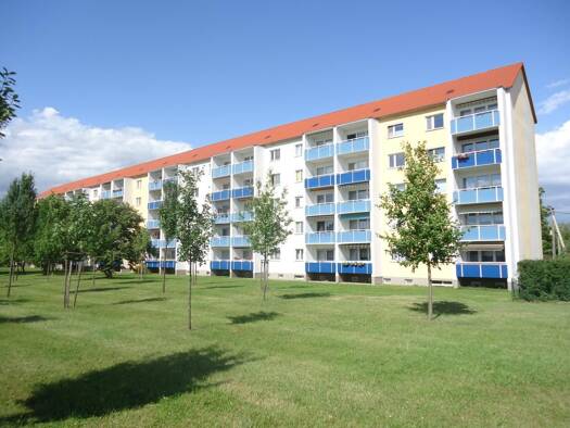 Wohnung zur Miete 477 € 3 Zimmer 63,6 m² 3. Geschoss Brandenburger Straße 6 Weida Riesa 01587