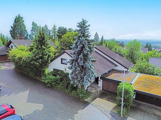 Einfamilienhaus zum Kauf 749.000 € 6,5 Zimmer 205 m² 597 m² Grundstück Talheim 74388