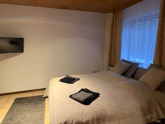 Wohnung zur Miete Wohnen auf Zeit 1.350 € 2 Zimmer 80 m² frei ab sofort Lampertheimer Str. 0 Bürstadt 68642