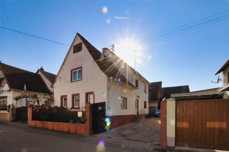 Einfamilienhaus zum Kauf 375.000 € 6 Zimmer 163 m² 372 m² Grundstück Hochstadt Hochstadt 76879