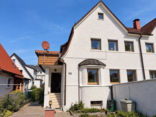 Doppelhaushälfte zum Kauf 298.800 € 4 Zimmer 84,5 m² 388 m² Grundstück Eislingen Eislingen/Fils 73054