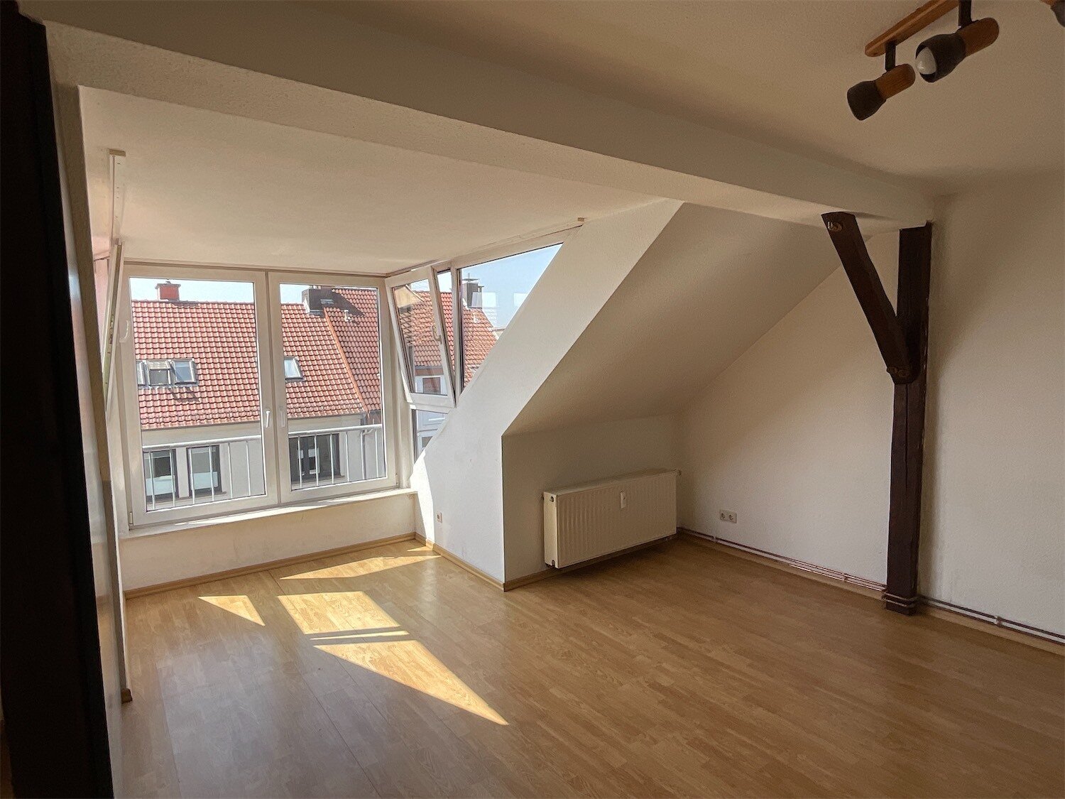 Wohnung zur Miete 1.150 € 3 Zimmer 81,6 m²<br/>Wohnfläche 4.<br/>Geschoss ab sofort<br/>Verfügbarkeit Johannisstraße 143 Innenstadt 16 Osnabrück 49074