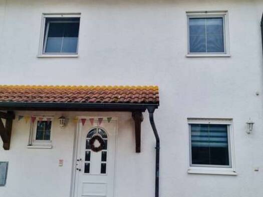 Reihenhaus zur Miete 2.000 € 5 Zimmer 135 m² 140 m² Grundstück frei ab 01.06.2026 Pulling Freising 85354