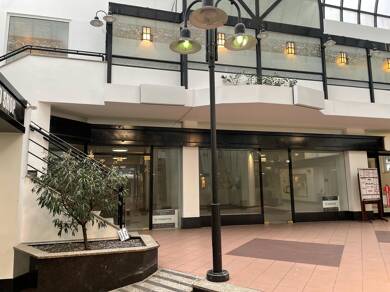 Laden zur Miete 800 € 1 Zimmer 61 m² Verkaufsfläche Düren Düren 52349