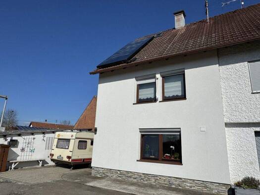 Doppelhaushälfte zum Kauf 195.000 € 5 Zimmer 92 m² 197 m² Grundstück Magolsheim Münsingen / Magolsheim 72525