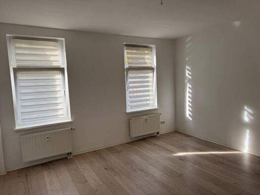 Wohnung zur Miete 205 € 2 Zimmer 39 m² frei ab sofort Waldheim 04736