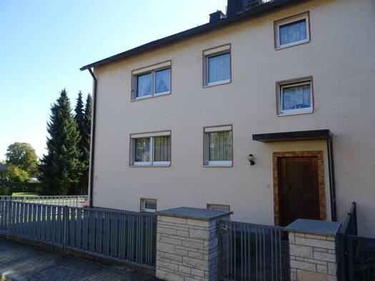 Doppelhaushälfte zum Kauf 129.000 € 9 Zimmer 168,6 m² 336 m² Grundstück Helmbrechts Helmbrechts 95233