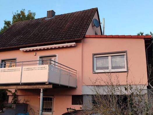 Einfamilienhaus zum Kauf provisionsfrei 359.000 € 5 Zimmer 141 m² 1.039 m² Grundstück Steinbach Herrieden 91567