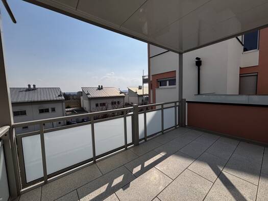 Wohnung zur Miete 799 € 4,5 Zimmer 2. Geschoss frei ab sofort Hörsching 4063