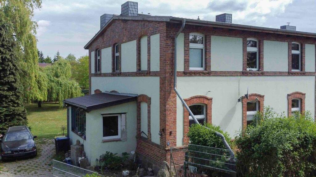 Doppelhaushälfte zum Kauf 219.000 € 8 Zimmer 182,3 m² 2.477,3 m² Grundstück Wodarg Werder 17089