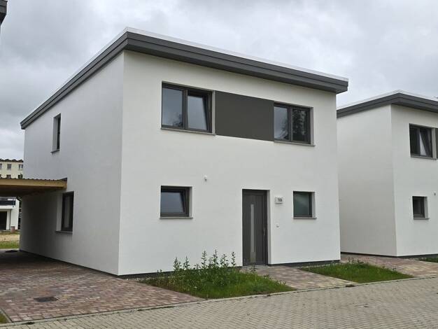 Einfamilienhaus zur Miete 1.672 € 5 Zimmer 139,3 m² 246 m² Grundstück frei ab 01.11.2026 Knieper West Stralsund 18435