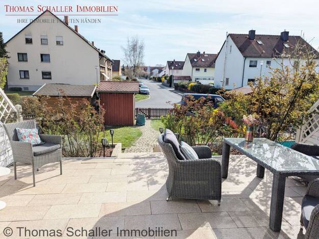 Reihenmittelhaus zum Kauf 477.000 € 4 Zimmer 140 m² 185 m² Grundstück Neumarkt in der Oberpfalz 92318