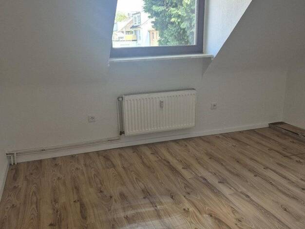 Wohnung zur Miete 450 € 3,5 Zimmer 60 m² 2. Geschoss Mühlenstr. 86 Untermeiderich Duisburg 47137