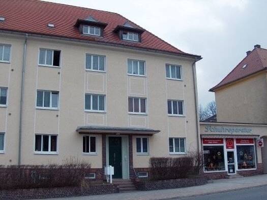 Wohnung zur Miete 295 € 2 Zimmer 45,7 m² frei ab 01.01.2027 Bahnhofstraße 2 Heidenau 01809