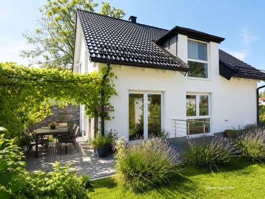 Doppelhaushälfte zum Kauf 630.000 € 3,5 Zimmer 93,6 m² 226 m² Grundstück Feldmoching-Hasenbergl München 80995