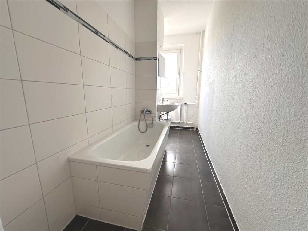 Wohnung zur Miete 299 € 3 Zimmer 59,8 m²<br/>Wohnfläche 3.<br/>Geschoss ab sofort<br/>Verfügbarkeit Windmühlenweg 32a Bad Düben Bad Düben 04849