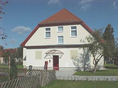 Wohnung zur Miete 242 € 2 Zimmer 43,7 m² Dachgeschoss, 1. Geschoss frei ab 01.07.2025 Akazienallee 7 Lauta Lauta 02991