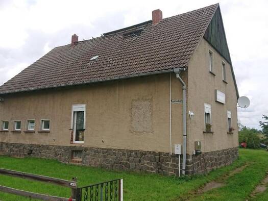Haus zum Kauf 150.000 € 4 Zimmer 106 m² 1.200 m² Grundstück Clanzschwitz Liebschützberg 04758
