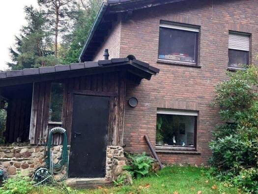 Einfamilienhaus zum Kauf 259.000 € 2,5 Zimmer 90 m² 2.500 m² Grundstück Holtorfsbostel Regesbostel 21649