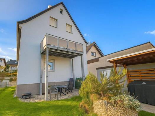 Haus zum Kauf 669.000 € 13 Zimmer 268 m² 368 m² Grundstück Mühlhausen 69242