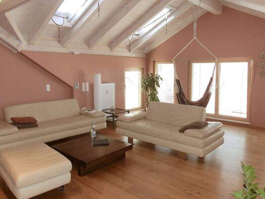 Wohnung zur Miete 525 € 7 Zimmer 150 m² Fridritt Münnerstadt 97702