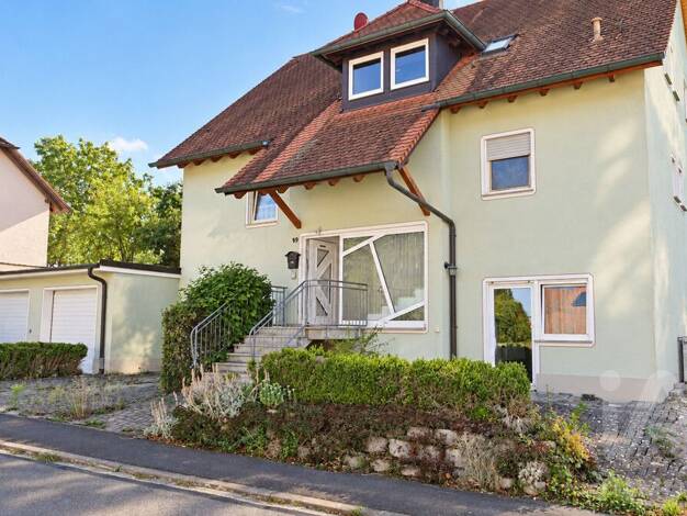 Mehrfamilienhaus zum Kauf 540.000 € 7 Zimmer 230,3 m² 690 m² Grundstück Gaukönigshofen Gaukönigshofen 97253