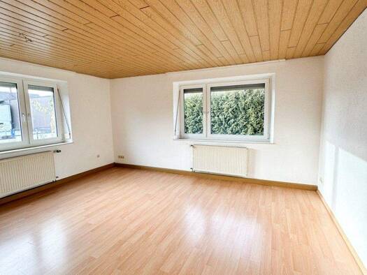 Wohnung zur Miete 860 € 4 Zimmer 94 m² 1. Geschoss frei ab sofort Janahof Cham 93413