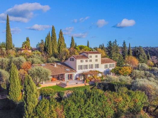 Einfamilienhaus zum Kauf 2.850.000 € 8 Zimmer 400 m² 15.953 m² Grundstück GRASSE 06130