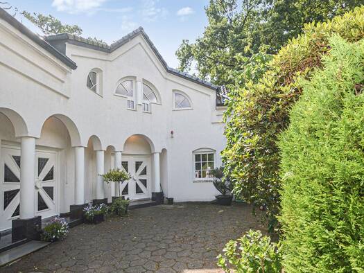 Haus zum Kauf 1.500.000 € 7 Zimmer 197 m² 1.030 m² Grundstück Rissen Hamburg 22559