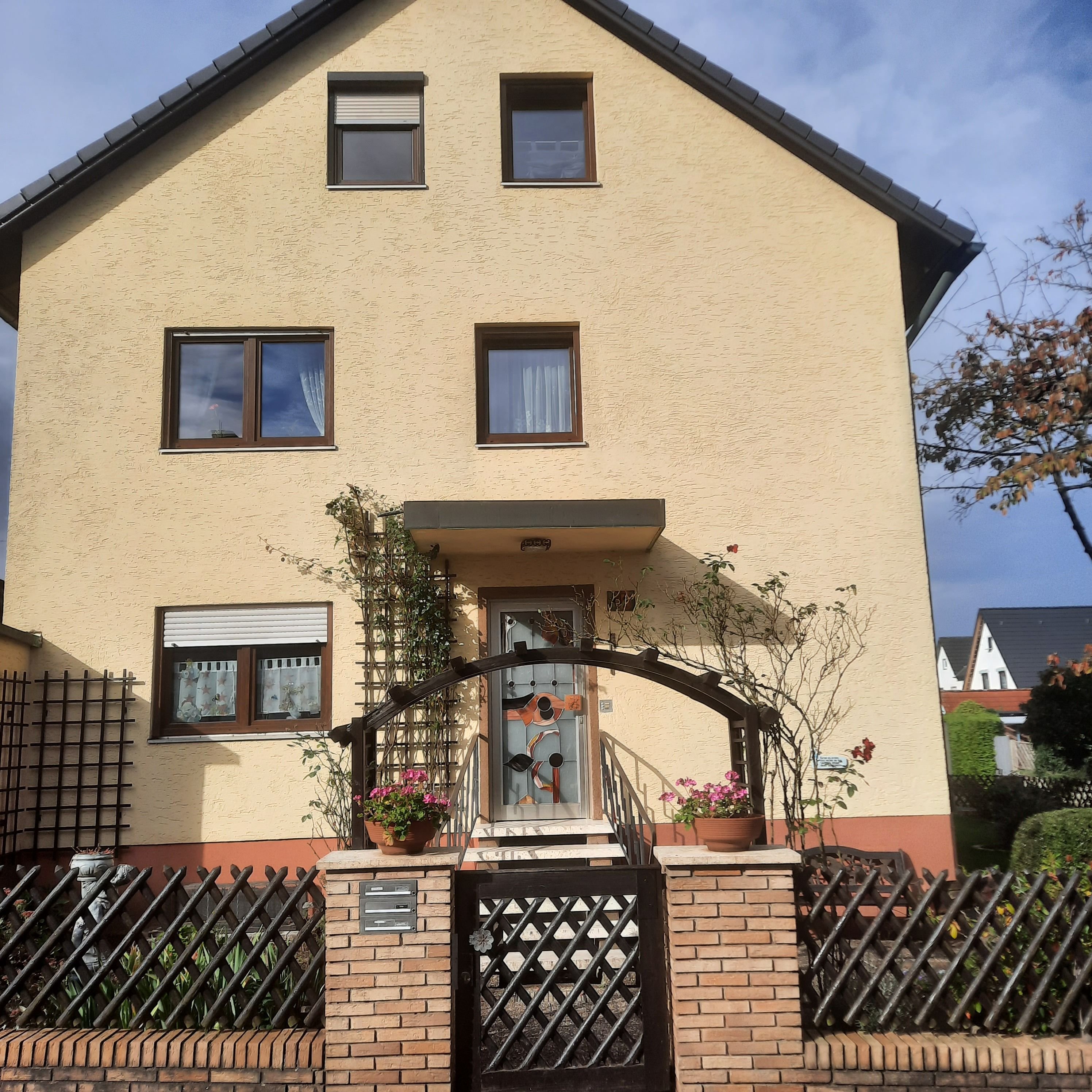 Mehrfamilienhaus zum Kauf 549.000 € 240 m²<br/>Wohnfläche 599 m²<br/>Grundstück Henfenfeld 91239