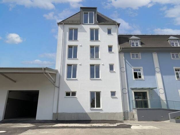 Wohnung zur Miete - Erstbezug 660 € 2 Zimmer 65,3 m² 2. Geschoss frei ab 01.10.2026 Mengkofen 84152